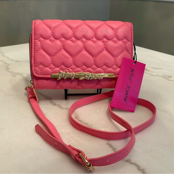 Betsey Johnson Pink Heart Crossbody Bag - Picture 2 of 6